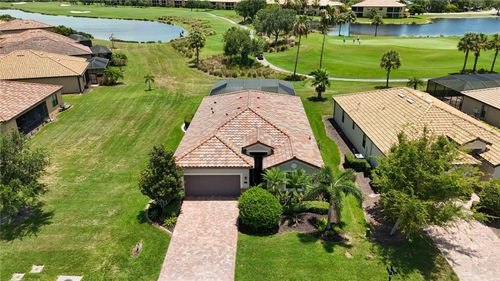 6907 Quiet Creek Dr, BRADENTON, FL, 34212-4305 | Card Image