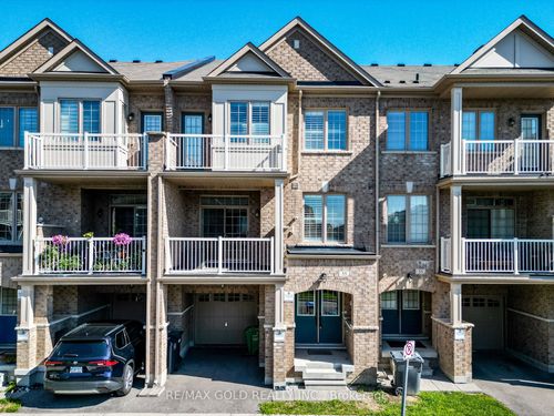 35 Labrish Rd, Brampton, ON, L7A5C2 | Card Image