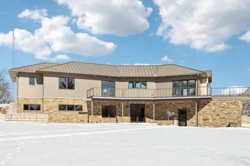 W9160 Deer Road Road, Mitchell, WI, 53011 | Card Image