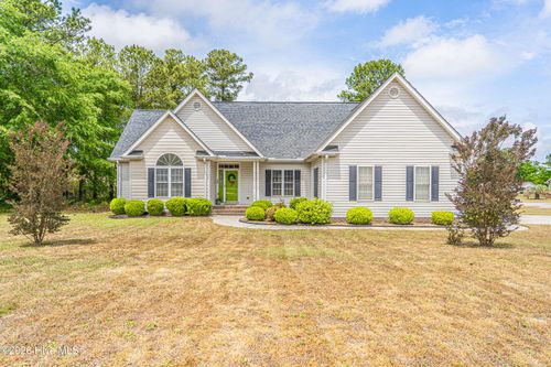 104 Trestle St, Hamlet, NC, 28345-7328 | Card Image