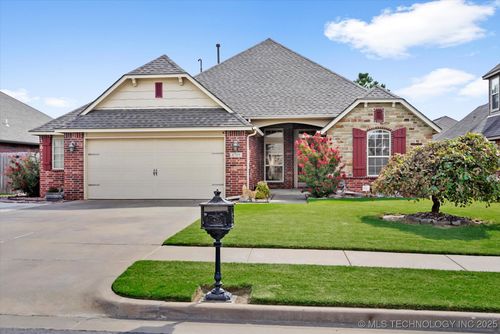 4709 S 178th Eastavenue, Tulsa, OK, 74134 | Card Image