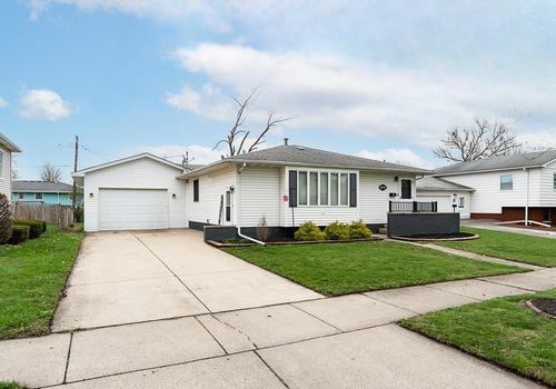 8141 Grace Pl, Highland, IN, 46322-1327 | Card Image