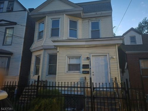 753 S 20th St, Newark, NJ, 07103-1025 | Card Image