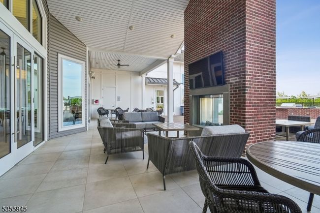 UNIT-103 - 2 Vanderbilt Blvd, Townhouse with 2 bedrooms, 2 bathrooms and null parking in Florham Park NJ | Image 32