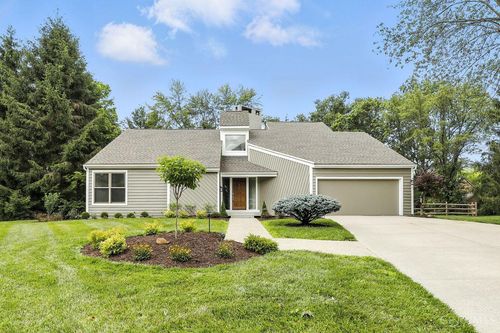 8372 Heritage Dr, Symmes Twp, OH, 45249-1326 | Card Image