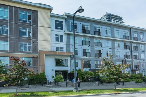 521-13728 108 Ave, Surrey, BC, V3T0G2 | Card Image