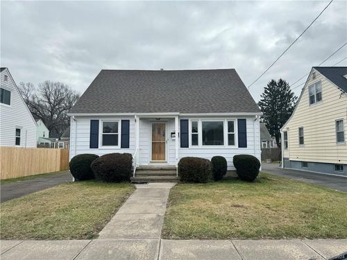 126 Ohio Ave, Bridgeport, CT, 06610-1818 | Card Image