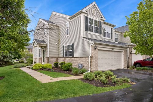 unit-a-2165 Braeburn Dr, Wauconda, IL, 60084-9710 | Card Image