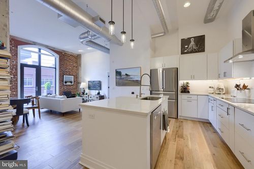 apt-301-41 W Lemon St, Lancaster, PA, 17603-3113 | Card Image