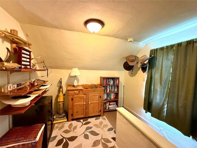 Upper Landing Area | Image 19
