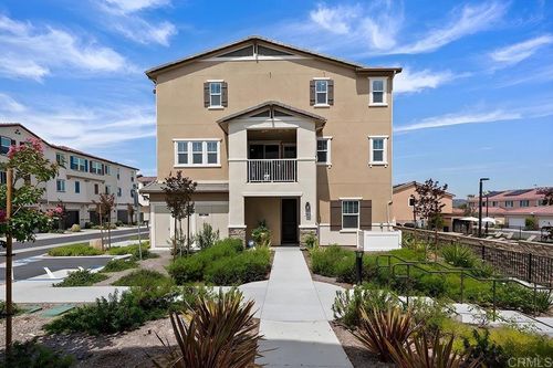 8654 Amherst St, Santee, CA, 92071-2459 | Card Image