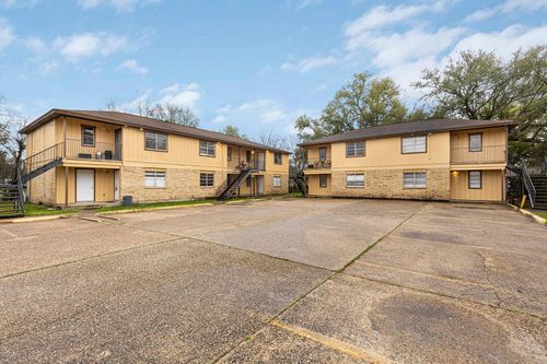 j-230 E Virginia Street, Beaumont, TX, 77705 | Card Image