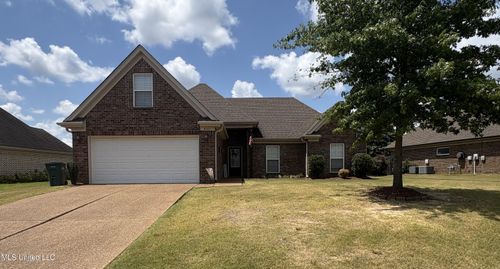 4161 Bramble Crest Dr, Southaven, MS, 38672-5002 | Card Image