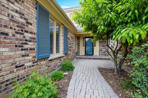 7 The Court Of Island Pt, Northbrook, IL, 60062-3210 | Card Image
