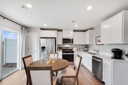 13672 Kaylemore Trl, Rosemount, MN, 55068-2851 | Card Image