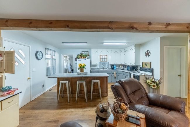 Home in town for sale14 | Image 15