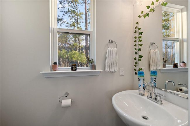 half bath2 | Image 9