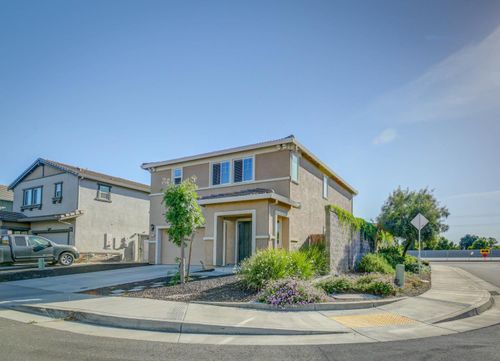 8320 Kossum Way, Elk Grove, CA, 95624-4154 | Card Image