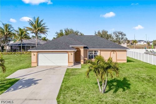 4409 Jacaranda Pkwy W, Cape Coral, FL, 33993-8026 | Card Image