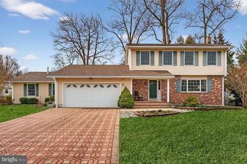 1 John Ct, Hamilton, NJ, 08620-1254 | Card Image