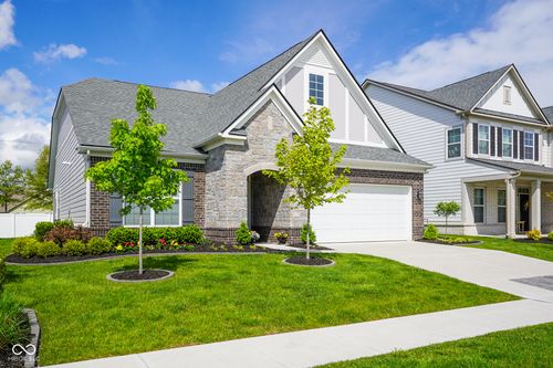 2250 Somerset Dr, Franklin, IN, 46131-9225 | Card Image