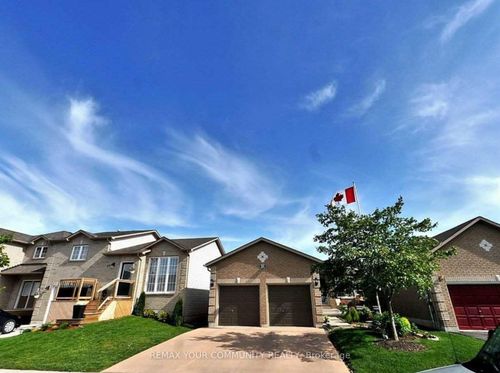31 Irene Drive, Barrie, ON, L4N0Y8 | Card Image