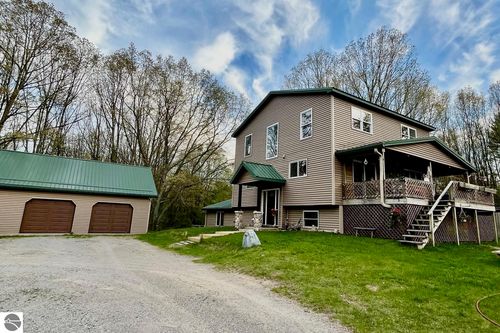 8555 11 Mile Road, Evart, MI, 49631 | Card Image