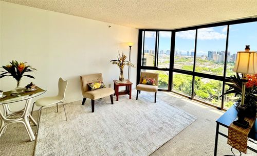apt-1602-2040 Nuuanu Ave, Honolulu, HI, 96817-2514 | Card Image