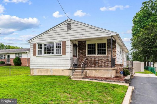 1321 Stewart Ave, BLACKWOOD, NJ, 08012-4308 | Card Image