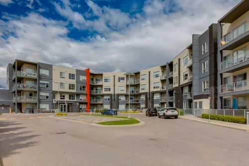 224-8530 8a Avenue Sw, Calgary, AB, T3H6A7 | Card Image
