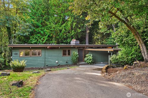 18415 51st Pl Ne, Lake Forest Park, WA, 98155-4367 | Card Image
