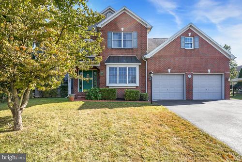 23 Pin Oak St, PALMYRA, PA, 17078-2948 | Card Image