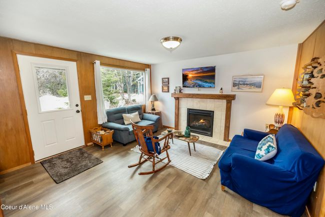 733 Hagman Rd, Home with 3 bedrooms, 1 bathrooms and null parking in Nordman ID | Image 14