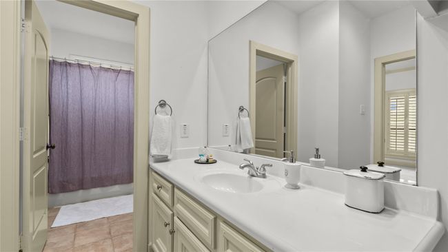 5558 Aspen St, House other with 5 bedrooms, 7 bathrooms and 3 parking in Bellaire TX | Image 26