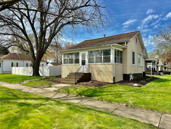 823 Poplar St, House other with 3 bedrooms, 1 bathrooms and 2 parking in Ottawa IL | Image 38