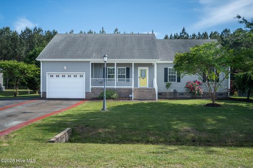 123 Indian Woods Rd, Elizabeth City, NC, 27909-9508 | Card Image