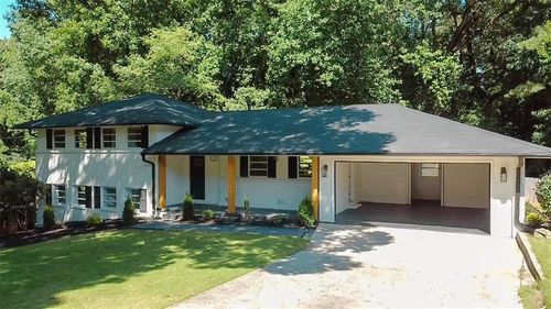 3539 Embry Cir, Chamblee, GA, 30341-5613 | Card Image