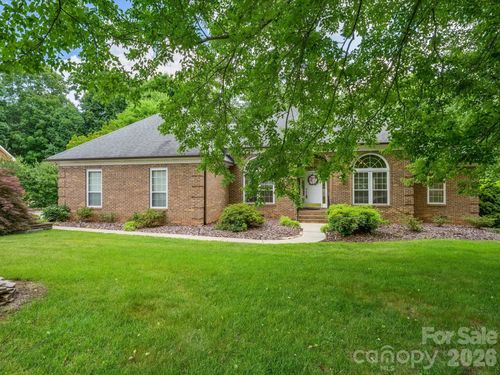 1318 Fawn Ridge Rd Nw, Concord, NC, 28027-9065 | Card Image