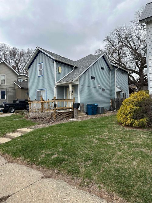 34 3rd St, SAVANNA, IL, 61074-1908 | Card Image