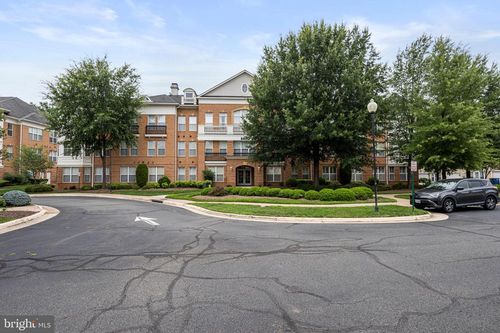 306-8600 Liberty Trl, MANASSAS, VA, 20110-2116 | Card Image