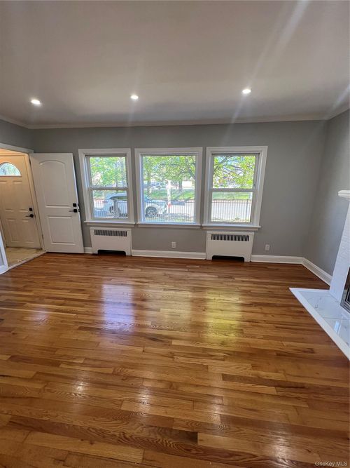 1st-floor-170-31 Grand Central Pkwy, Jamaica, NY, 11432-1334 | Card Image