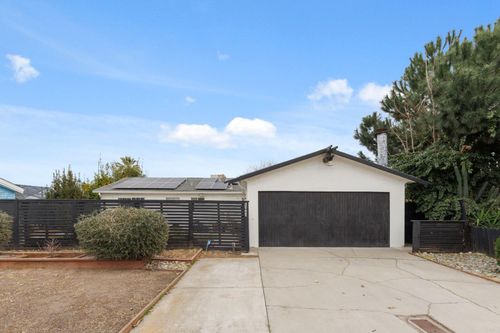 15940 Warfield Rd, Lathrop, CA, 95330-9559 | Card Image