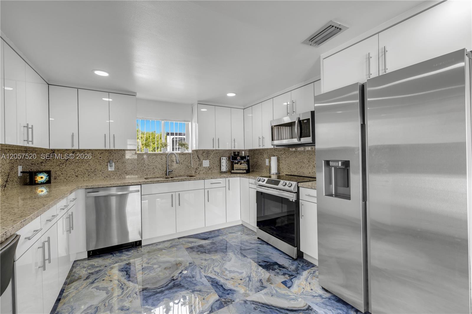 Residential Lease in Miami 2