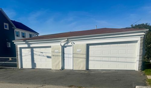 37 Edison St, New Bedford, MA, 02745 | Card Image