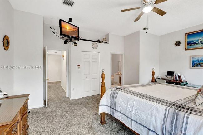 251 Saratoga Blvd E, House other with 4 bedrooms, 3 bathrooms and null parking in Royal Palm Beach FL | Image 24