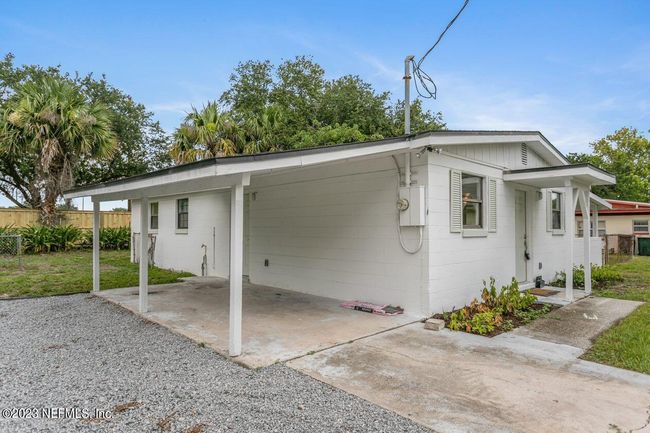 729 Sailfish Dr, Home with 3 bedrooms, 2 bathrooms and null parking in Atlantic Beach FL | Image 5