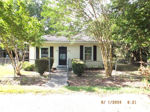 237 W 3rd St, Kershaw, SC, 29067-1018 | Card Image