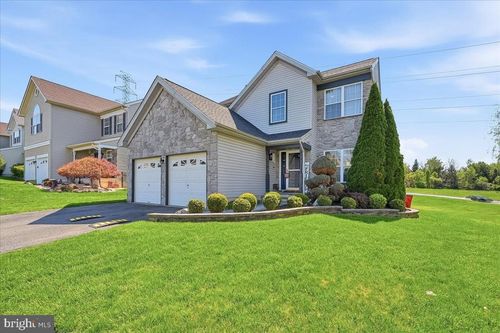 316 Hamilton Dr, STEWARTSVILLE, NJ, 08886 | Card Image