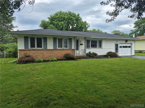 66 Landau Dr, Gates, NY, 14606-5824 | Card Image