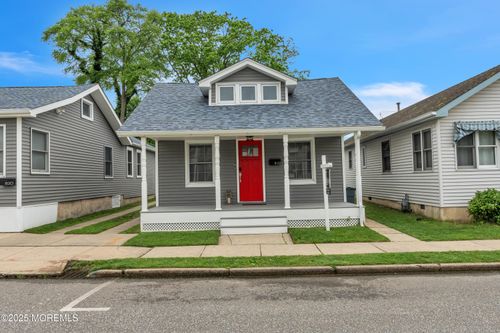 1-1822 Parkway, WALL TOWNSHIP, NJ, 07719-2919 | Card Image